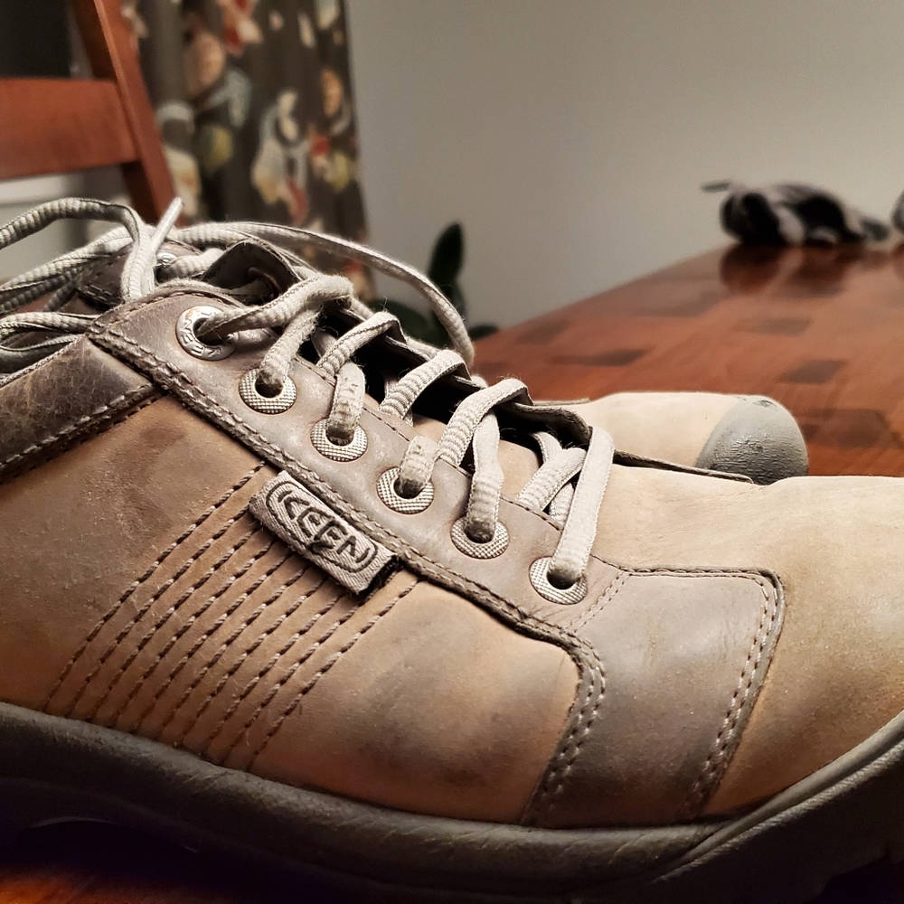Keen Mens 11
